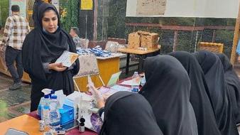 برپایی میز خدمت توسط شبکه بهداشت و درمان شهرستان ری در یادواره شهدای اقتدار جنگ 12 روزه 